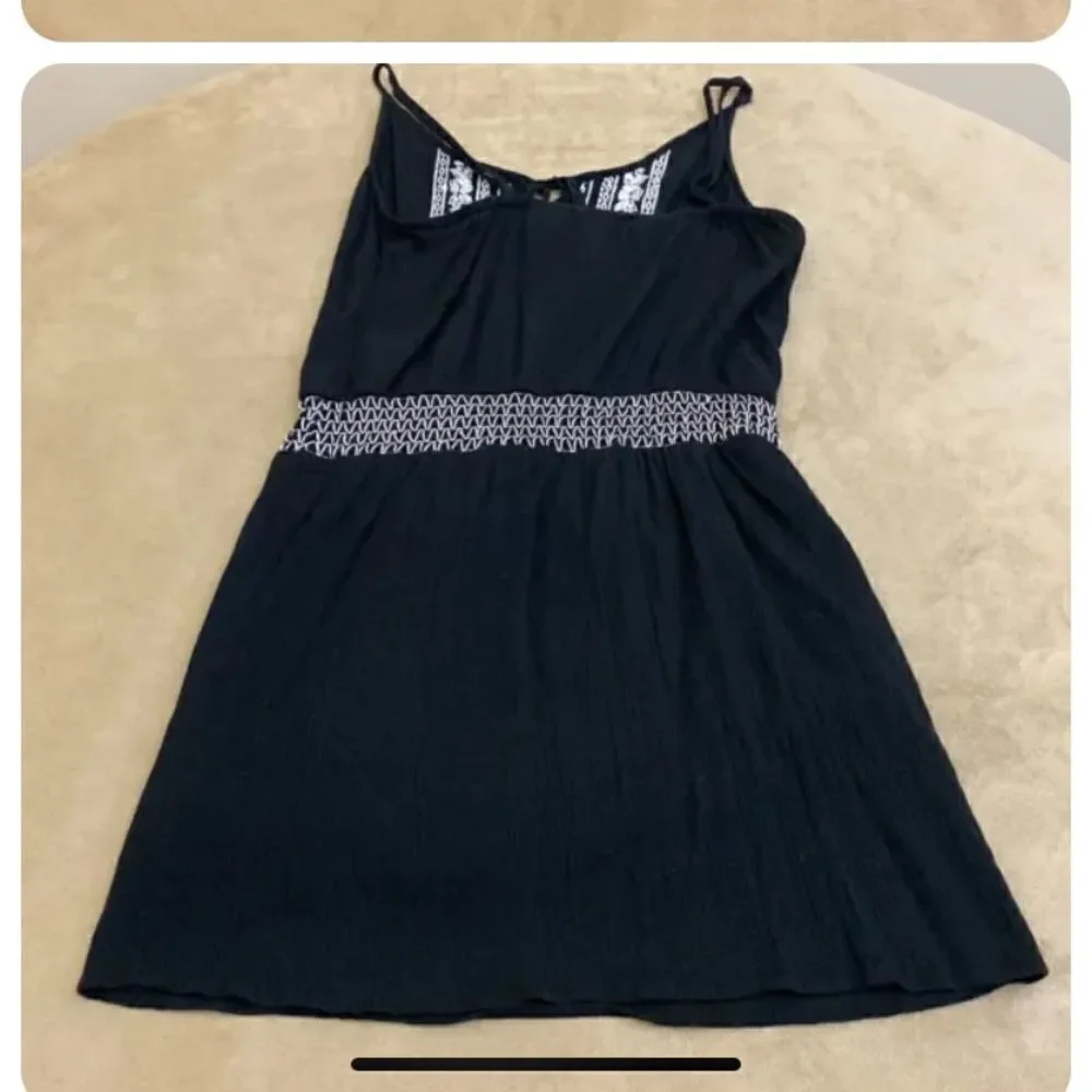 VENUS Swimwear Black White Coverup Dress Med